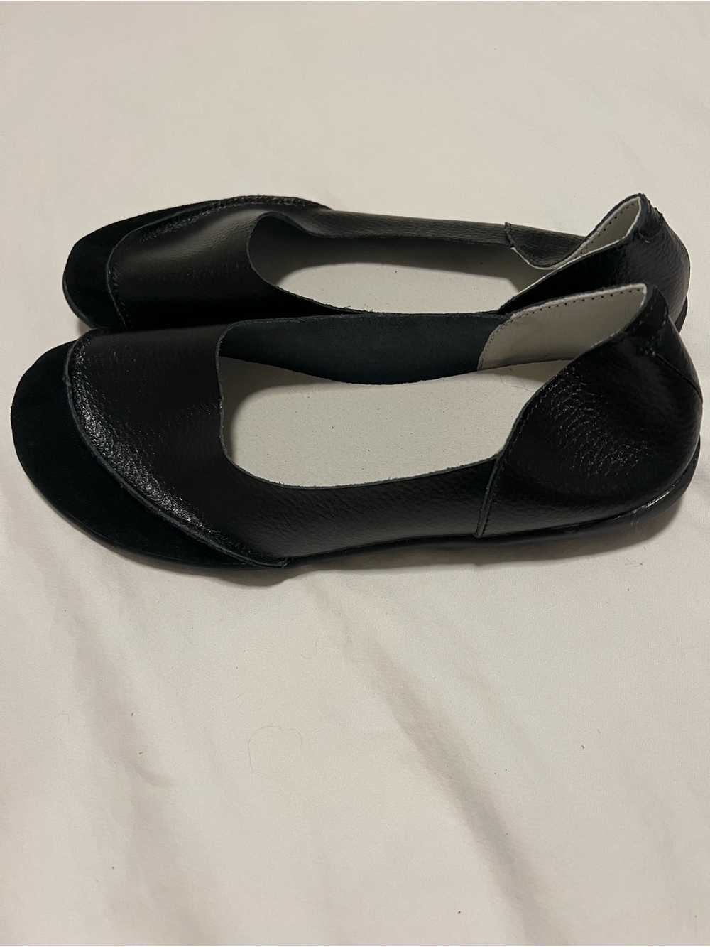 Women's Black Open-Toe Leather Flats